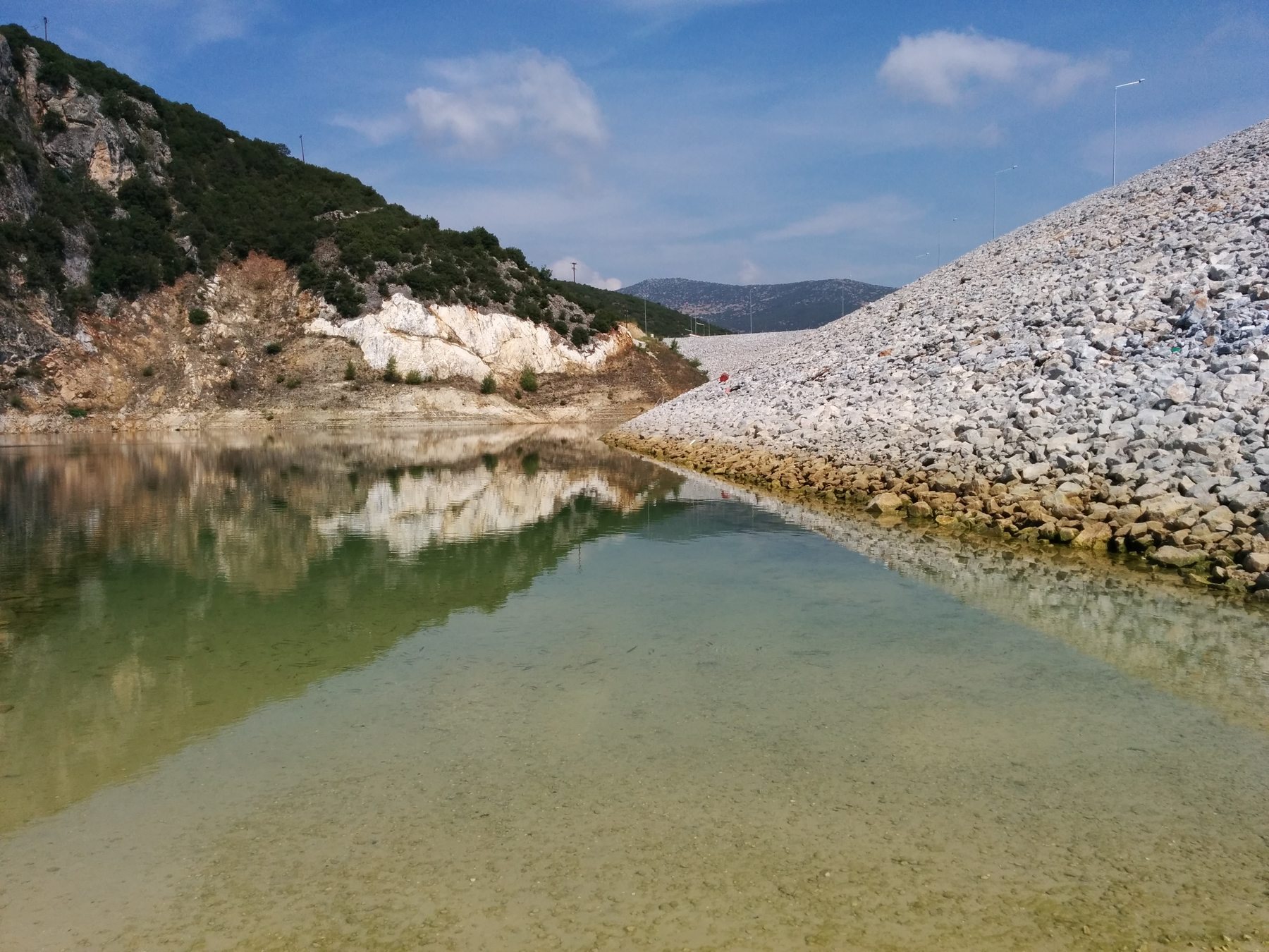 Ilarion dam and reservoir