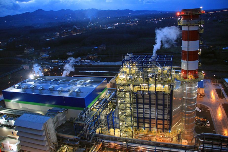 OMV Samsun CCPP at night